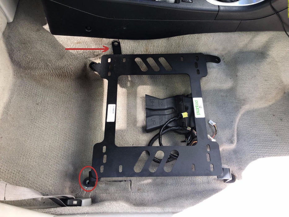 COBRA- Planted Seat Bracket- Infiniti G35 [V35 Chassis] (2003-2007) - Passenger / Right