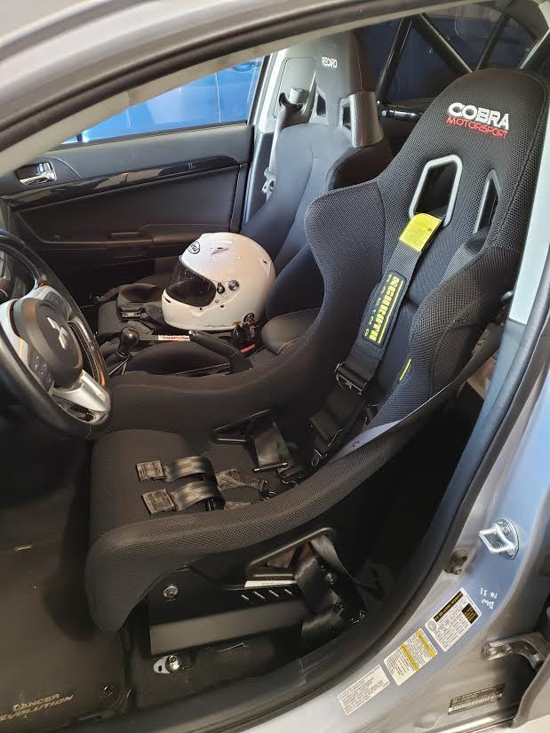 COBRA- Planted Seat Bracket- Mitsubishi Lancer (2007-2017) / Evo 10 (2007-2015) - Passenger / Right
