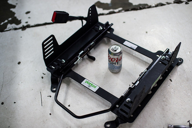 COBRA- Planted Seat Bracket- Ford Mustang (2015+) - Driver / Left