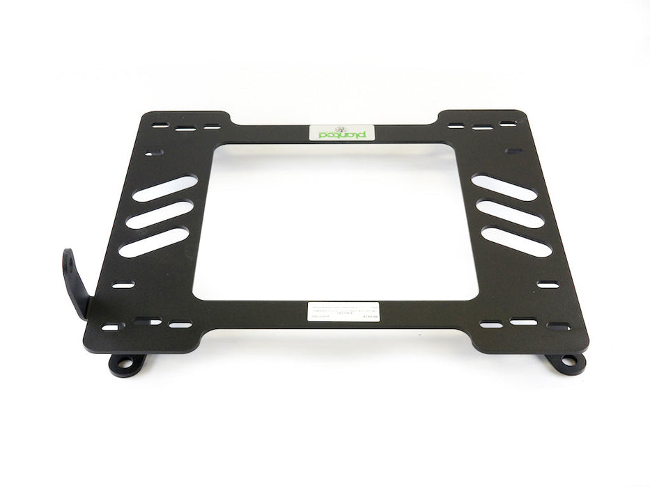 COBRA- Planted Seat Bracket- BMW 1 Series (2008-2011) - Passenger / Right