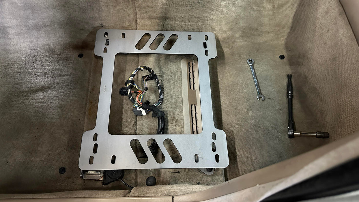COBRA- Planted Seat Bracket- BMW 5 Series [E34 Chassis] (1987-1996) - Driver / Left
