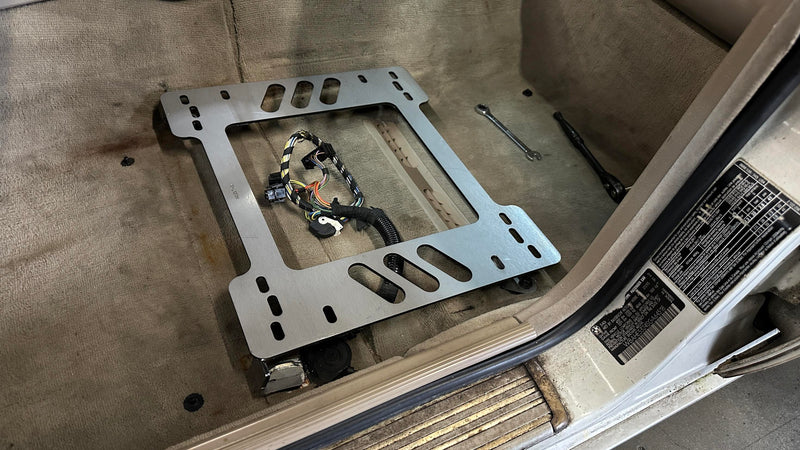 COBRA- Planted Seat Bracket- BMW 5 Series [E34 Chassis] (1987-1996) - Driver / Left