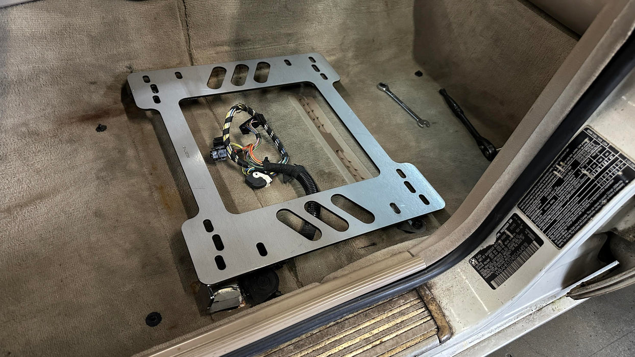 COBRA- Planted Seat Bracket- BMW 5 Series [E34 Chassis] (1987-1996) - Driver / Left