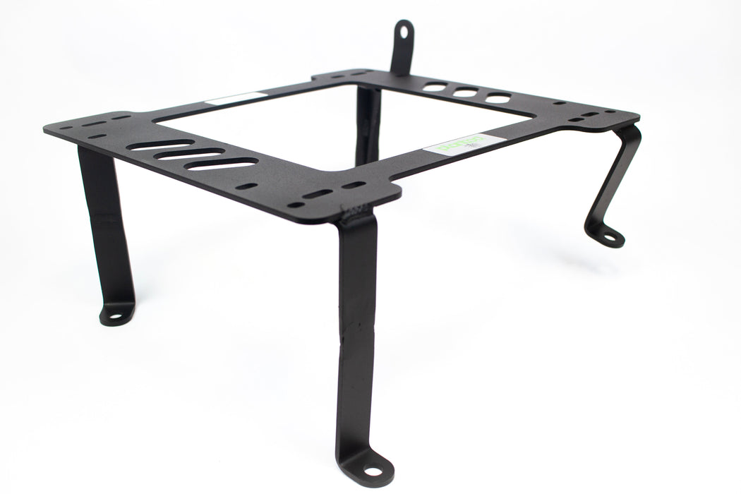 COBRA- Planted Seat Bracket- Mitsubishi Pajaro [2nd Generation, JDM, RHD, 2 Door] (1991-1999) - Driver (Right Side)