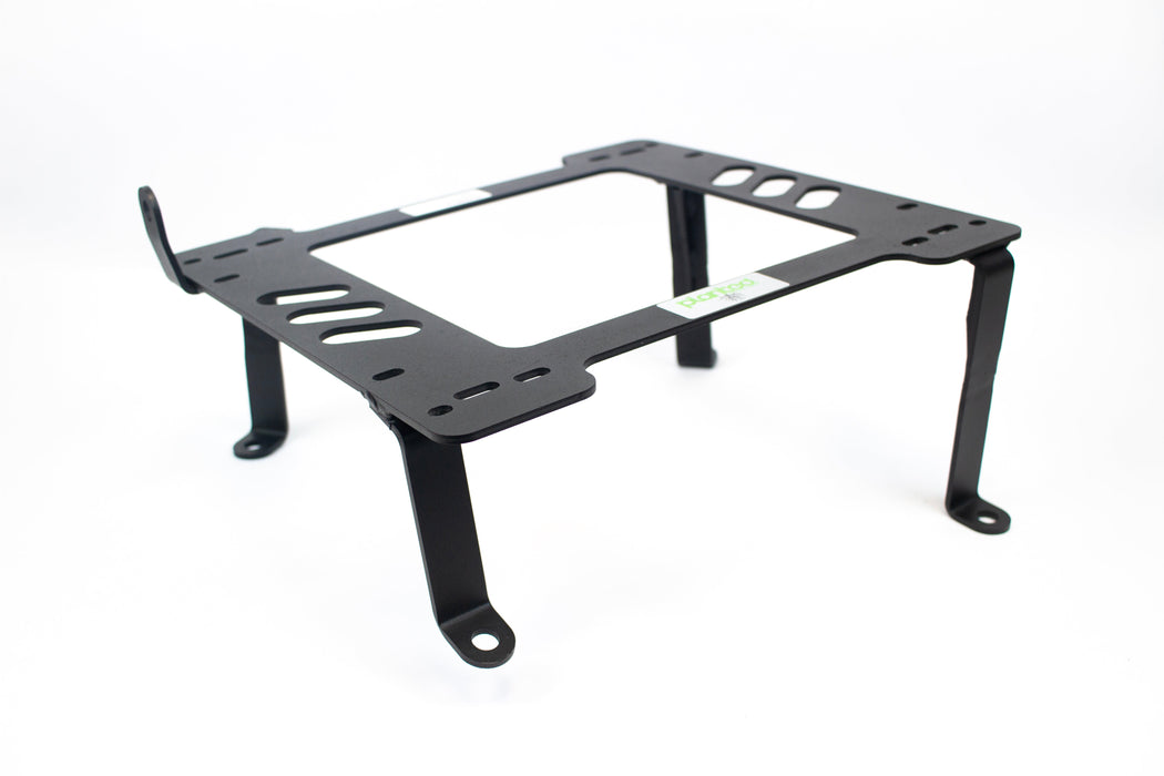 COBRA- Planted Seat Bracket- Mitsubishi Pajaro [2nd Generation, JDM, RHD, 2 Door] (1991-1999) - Passenger (Left Side)