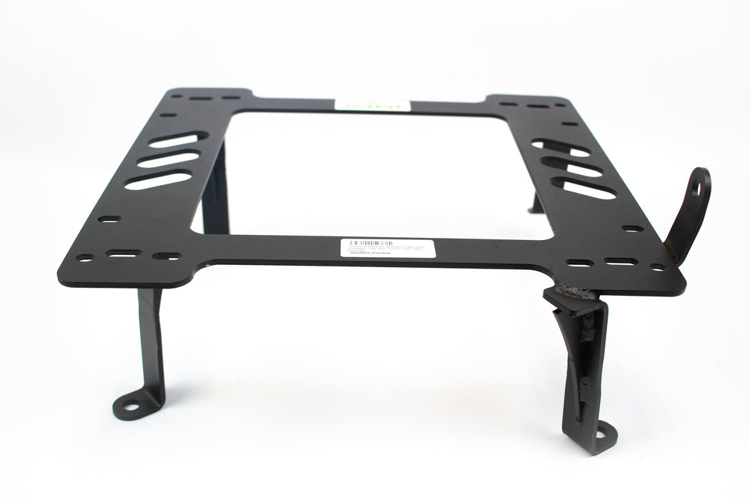 COBRA- Planted Seat Bracket- Mitsubishi Pajaro [2nd Generation, JDM, RHD, 2 Door] (1991-1999) - Passenger (Left Side)