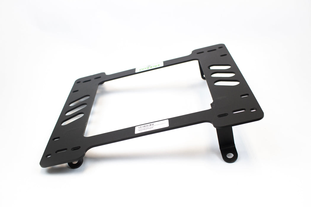 COBRA- Planted Seat Bracket- Toyota Land Cruiser 77 Series [Without Suspension Seats] (1984-1999) - Driver / Right