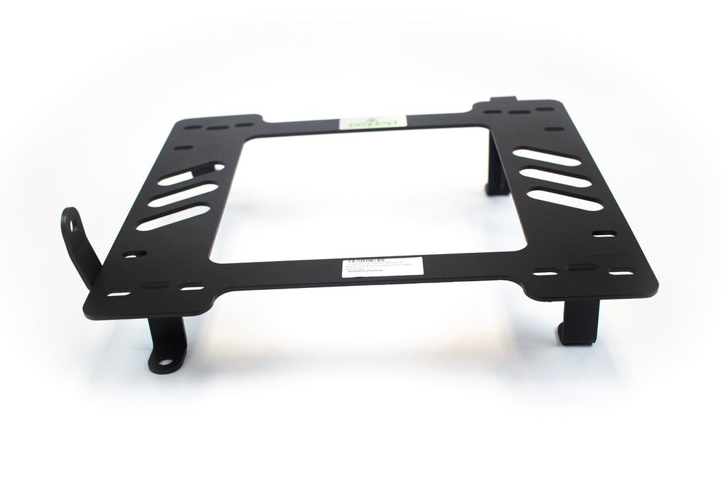 COBRA- Planted Seat Bracket- Mitsubishi Montero [2nd Generation] (1991-1998) - Passenger / Right