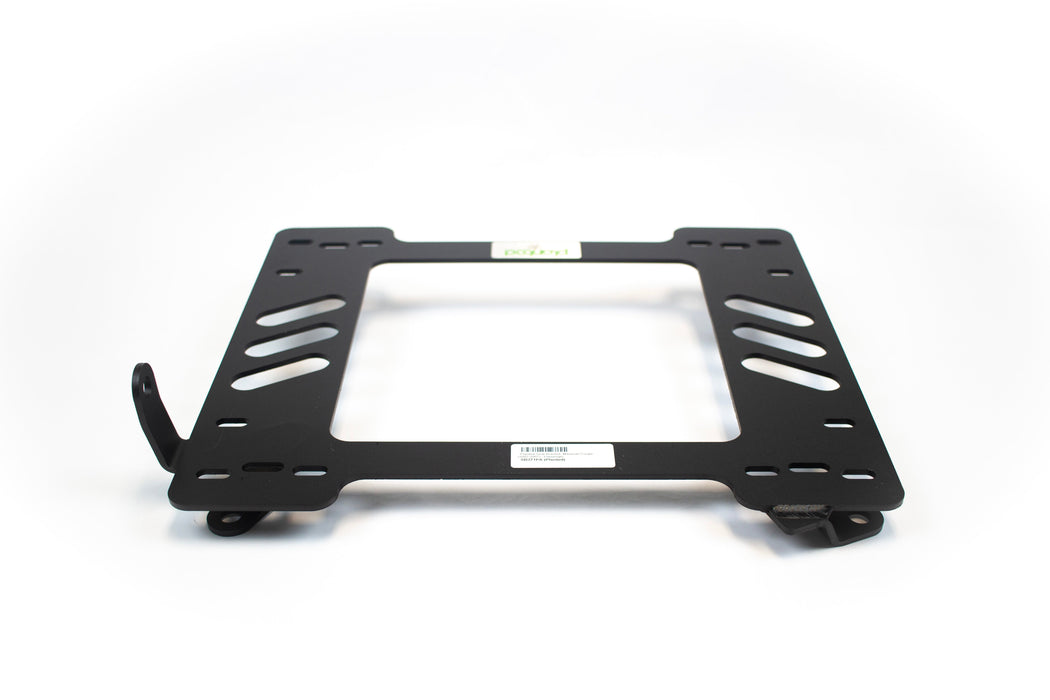 COBRA- Planted Seat Bracket- Maserati Coupé (2002-2007) - Passenger / Right