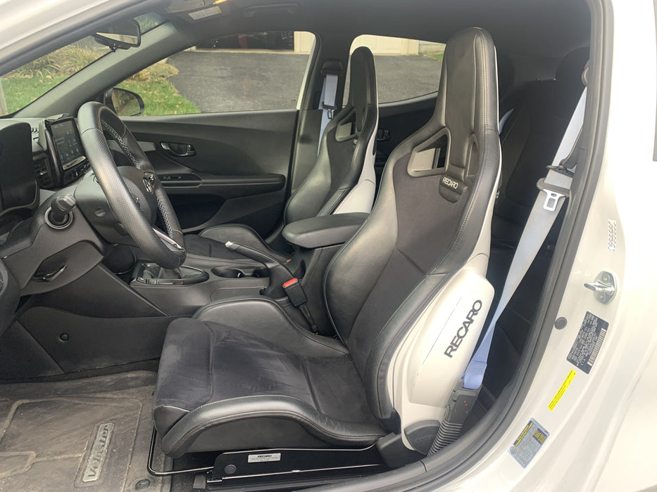 COBRA- Planted Seat Bracket- Hyundai Veloster [2nd Generation / JS Chassis] (2018+) - Passenger / Right