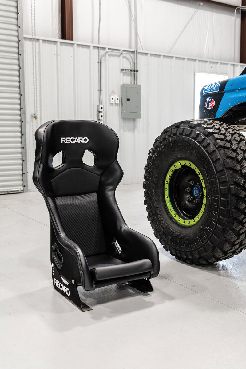 RECARO PRO RACER XL ORV SEAT - VINYL BLACK BOLSTER, VINYL BLACK INSERT, WHITE LOGO, 4/5/6 POINT BELT (071.88.3204-01)