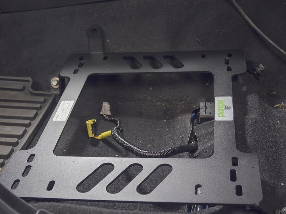 COBRA- Planted Seat Bracket- Subaru Impreza (2008-2011) / WRX/STI (2008-2014) - Passenger / Right