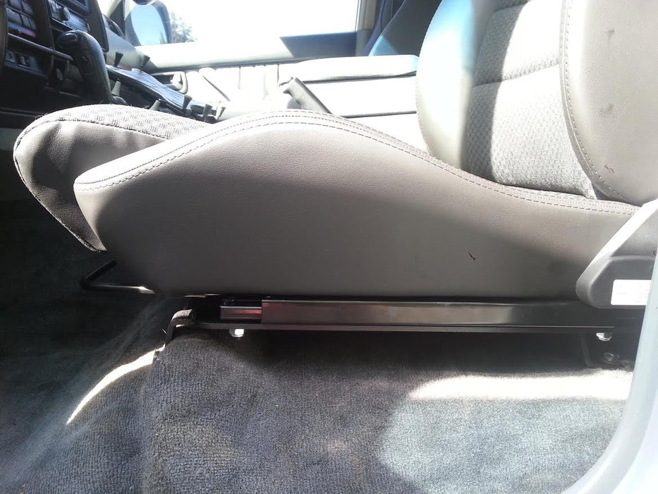 COBRA- Planted Seat Bracket- Toyota Land Cruiser 80 Series [J80] (1990-1997) - Driver / Left