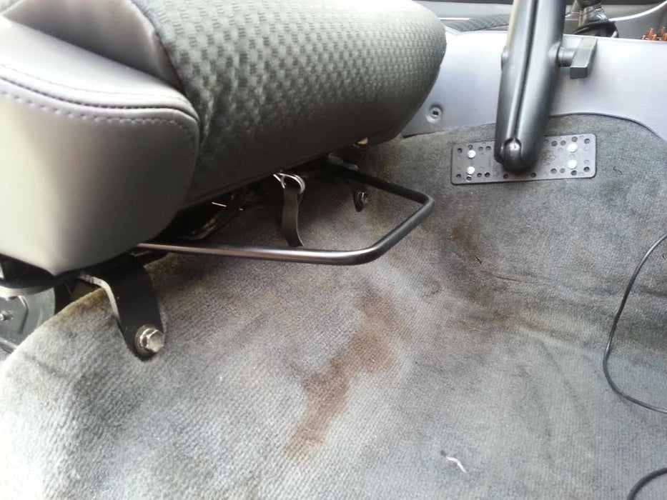 COBRA- Planted Seat Bracket- Toyota Land Cruiser 80 Series [J80] (1990-1997) - Passenger / Right